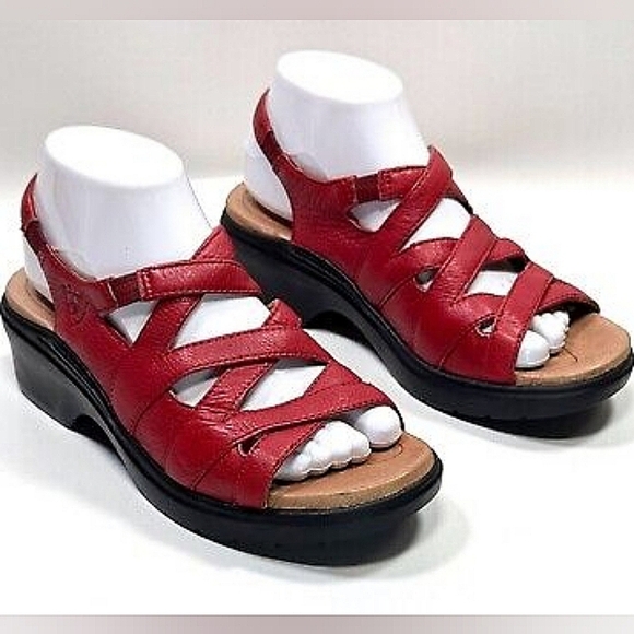 Ariat Strappy Slingback Red Leather Sandals Size 6B🌴 - Picture 1 of 8